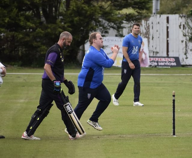 Brecon cricketers clinch vital win on the coast