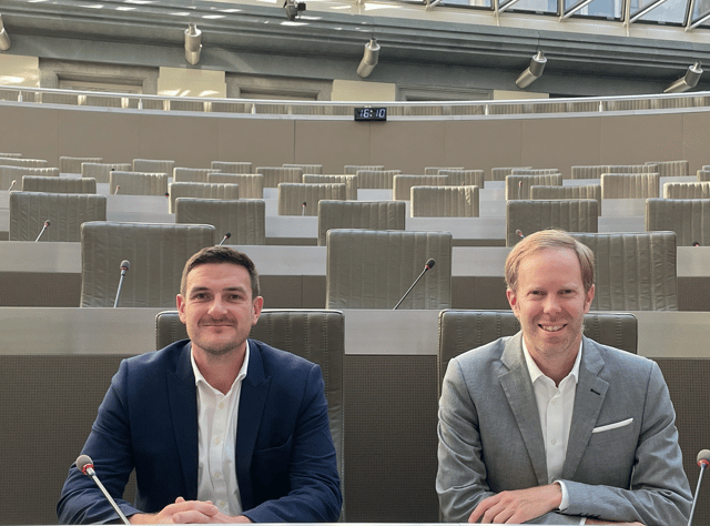 James Evans visits Flemish Parliament to meet with Flemish Party leader
