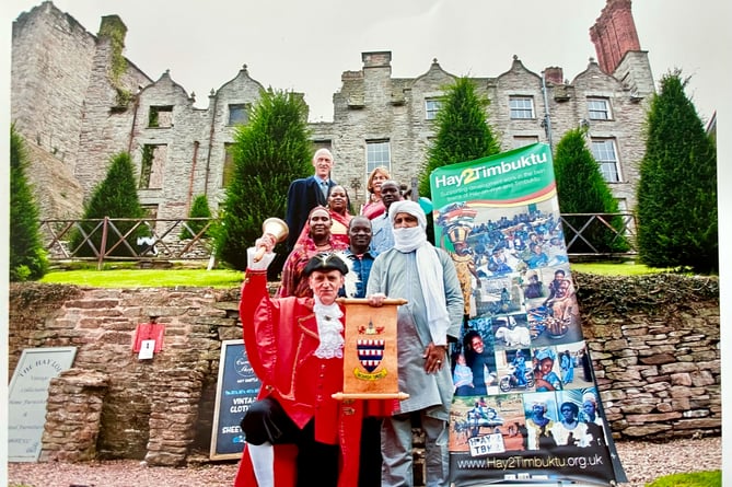 The Timbuktu delegation at Hay Castle.
