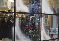 Brecon Town Council announces return of Christmas window competition