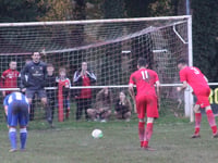 Evans' stoppage time penalty seals dramatic win for Brecon Corries