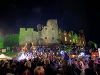 VIDEO: Hamza Yassin switches on Hay's Christmas lights
