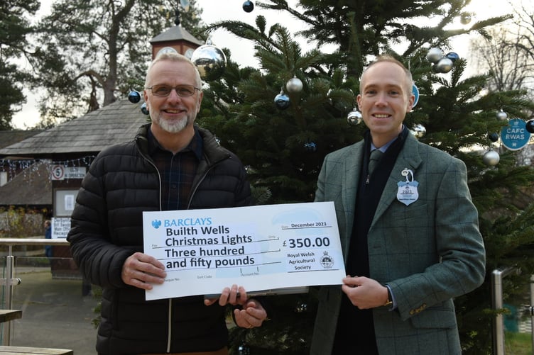 A cheque of £350 was officially presented to Councillor Mark Hammond, Builth Wells Town Mayor, by RWAS Chief Executive, Aled Rhys Jones at the 2023 Winter Fair.