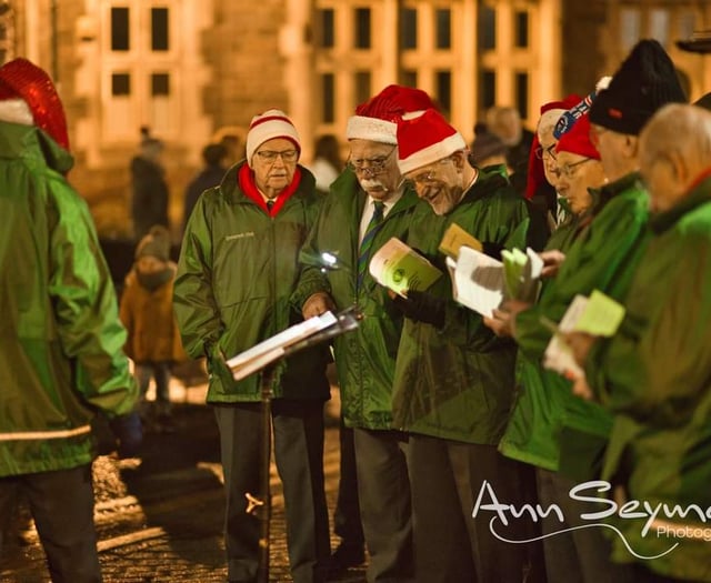WATCH: Talgarth's Christmas lights switch on in pictures