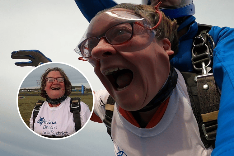 Christine Bullock skydive