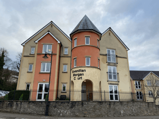 Gwenllian Morgan Court resident's complaints over leaking roof