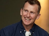 Nigel Owens launches Royal Welsh Show family challenge