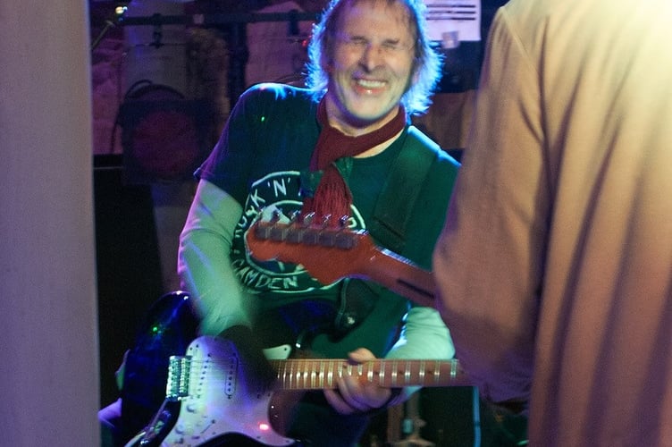 Rock legend Phil Ram to perform in New Radnor