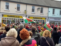 VIDEO: Brecon schoolchildren perform Yma o Hyd on St David's Day