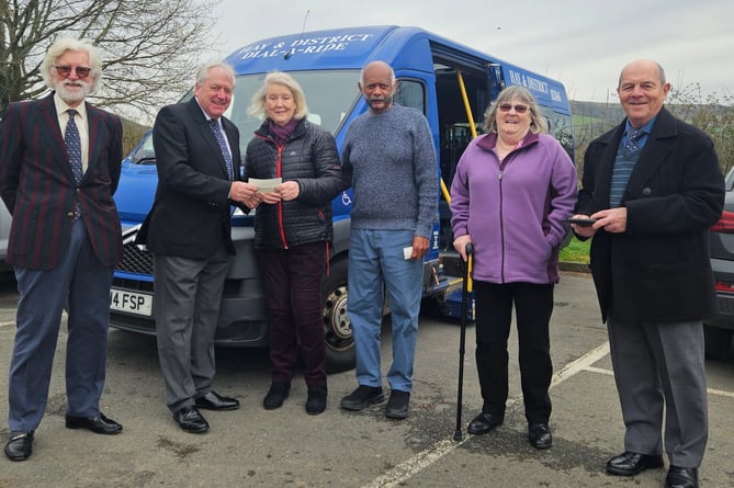 Hay Dial-a-Ride donation from Freemasons