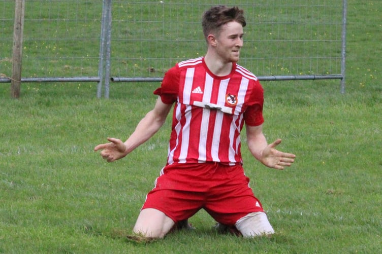 Rhayader Town v Penybont United