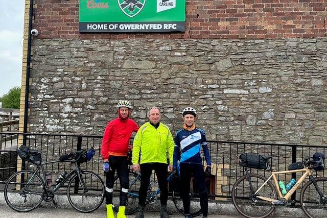 Andrew Dix, Andrew Giles and Dermot Doyne cycled the 180 miles from Talgarth to London