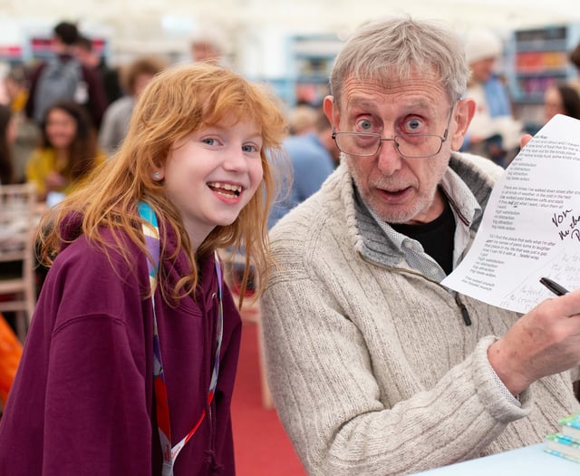 Video: Visitors flock to Hay Festival over bank holiday weekend