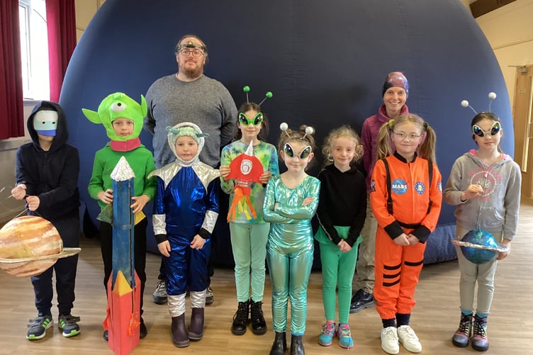 Planetarium - Franksbridge pupils