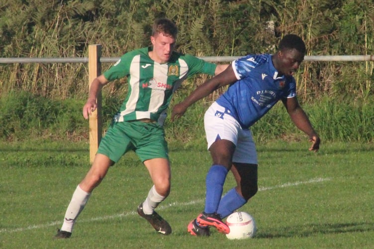 Radnor Valley in action against Llandrindod Wells
