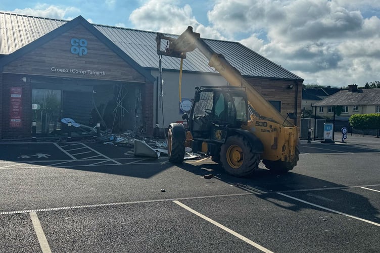 Co-op in Talgarth ram raid