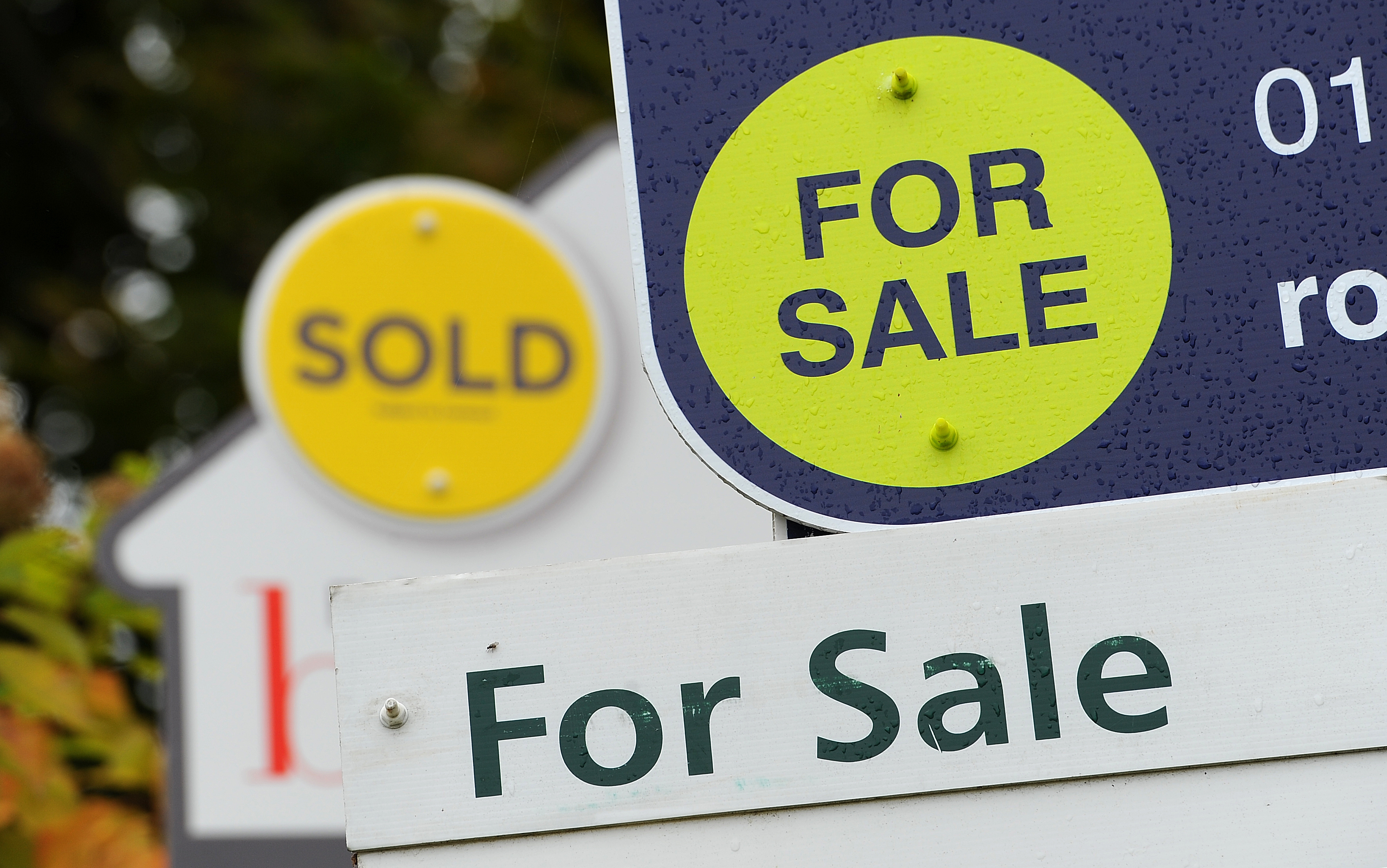 Powys house prices dropped slightly in April