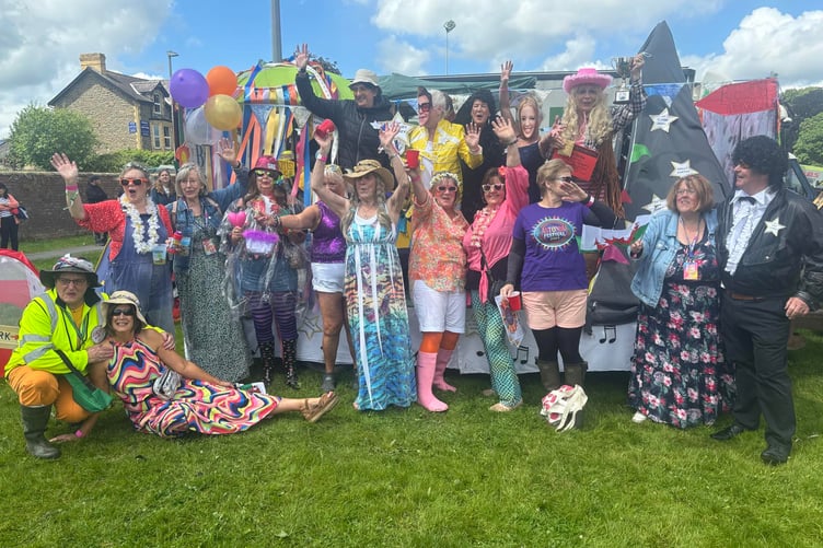 The Glastonbury float by Builth Ladies choir