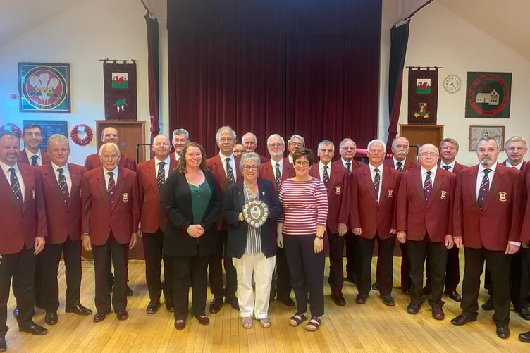 Aberhonddu & District Male Choir