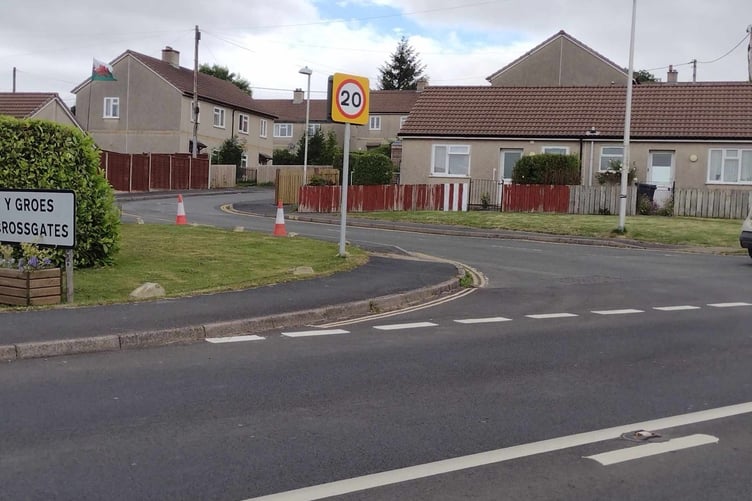 Crossgates offending yellow lines