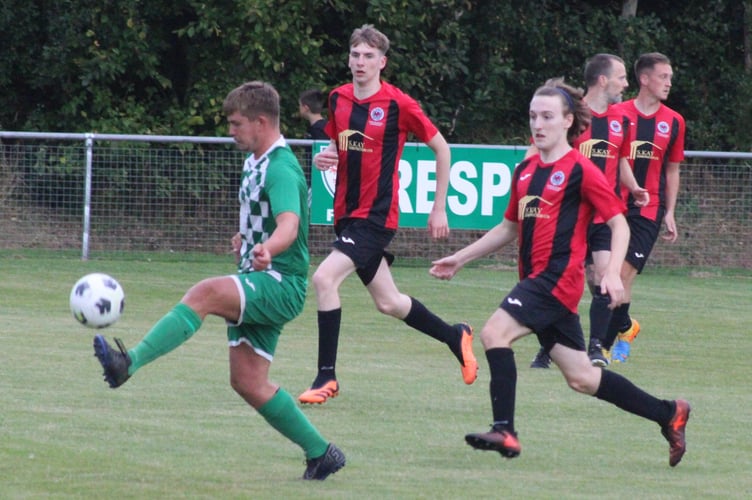 Crowds at Forest Road were treated to a hard-fought match between border rivals