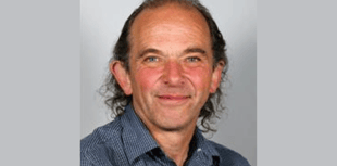 Calls to sack education cabinet member after damning Estyn report
