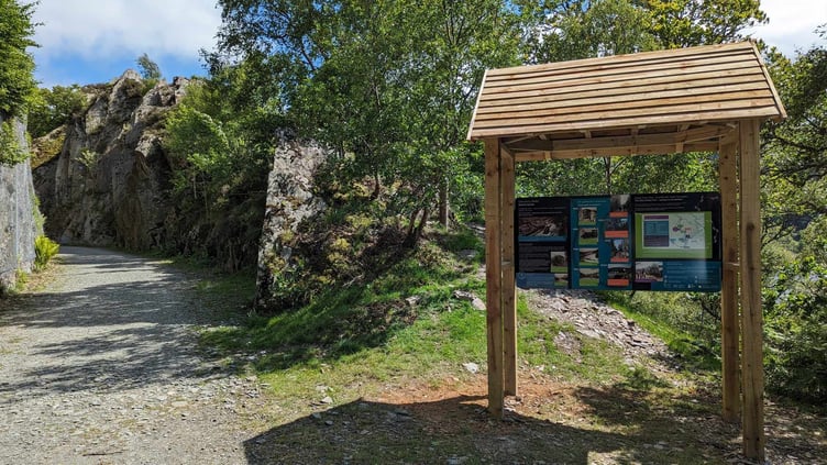 An information shelter at the entrance to Devil’s Gulch in the Elan Valley