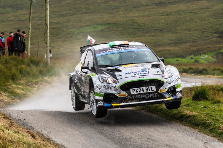 William Creighton and Liam Regan take a single point advantage into the final round of the British Championship