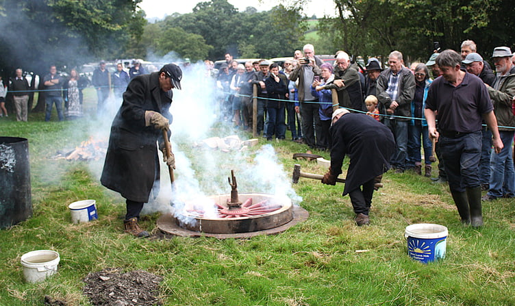 Michael Davies with his wheelwrighting demonstration