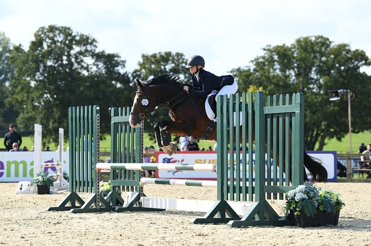Molly and Sienna will now have a few week's rest from competing, before looking at some winter league show jumping events. 2025 promises to be an exciting year for Sienna. 