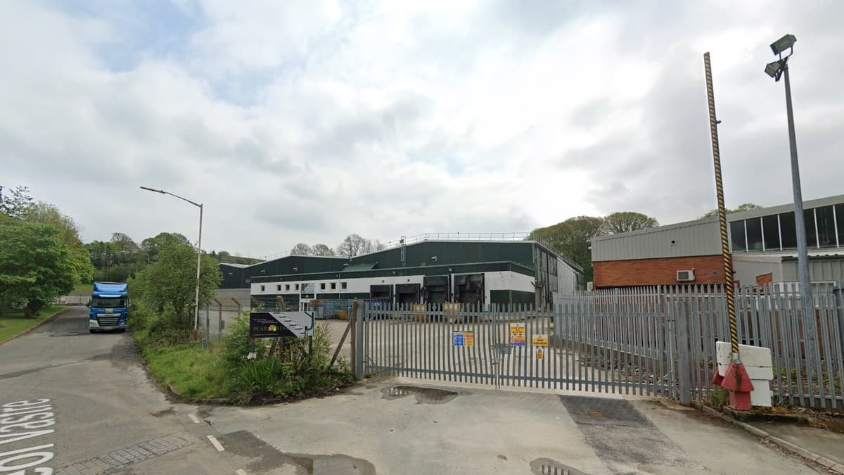 Plans to extend factory in Newtown for approval brecon