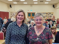 Bargain Hunt star hosts Powys WI evening