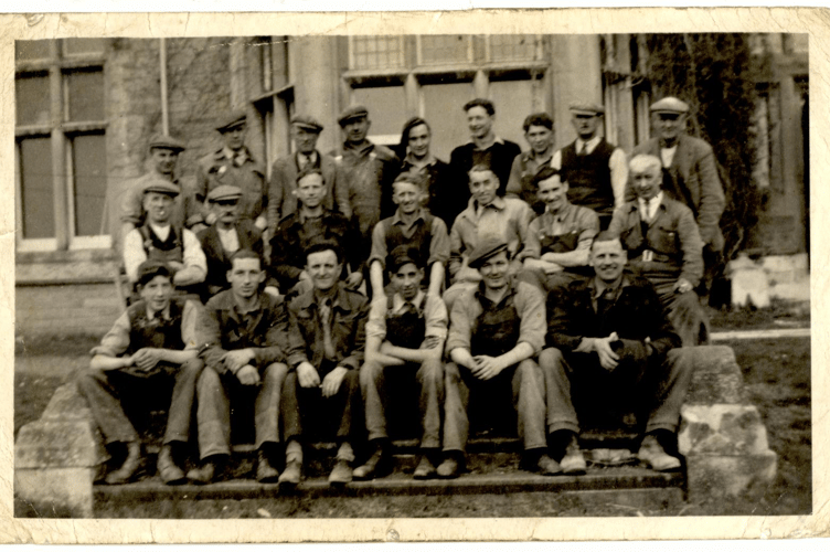 22 workmen at Gwernyfed House