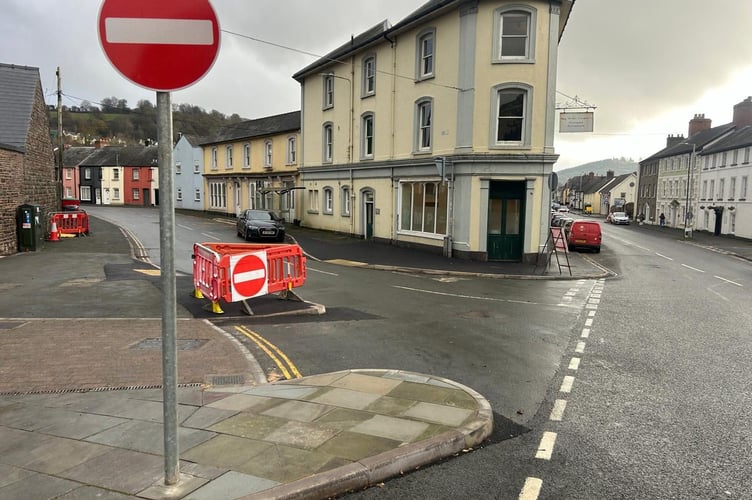 Powys County Council is urging drivers to follow new road signs on Free Street after the one-way system was introduced