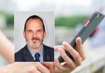 Powys councillor calls for smartphone ban in schools