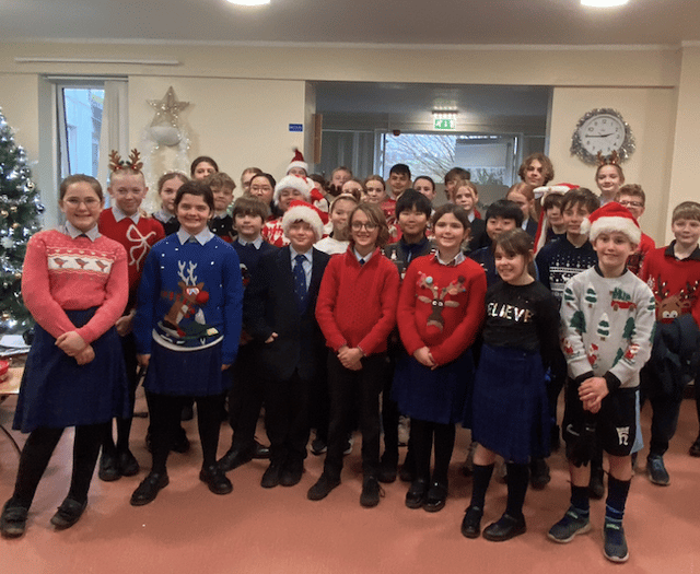 Pupils spread Christmas cheer at Brecon hospital