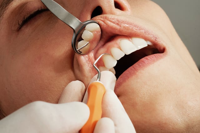 'Devastating news': Crickhowell’s last NHS dentist set to close