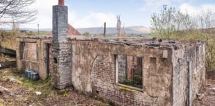 £1 listing for derelict cottage sells for £6,500