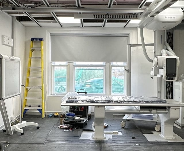 Llandrindod X-ray unit reopens with brand new tech