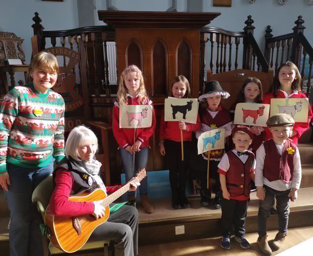 St David’s Day coffee morning a hit in Llanwrtyd!