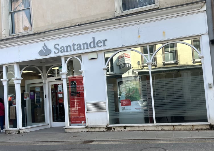Brecon's branch of Santander will close on June 25