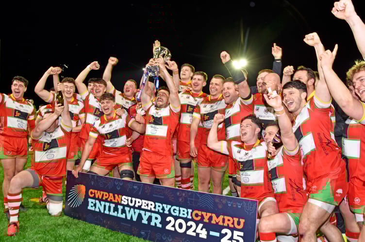 Llandovery celebrate with the Super Rygbi Cymru Cup after their victory over Ebbw Vale
