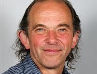 Powys councillor will not resign despite critical report