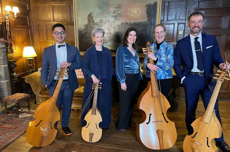 The Linarol Consort and Héloïse Bernard