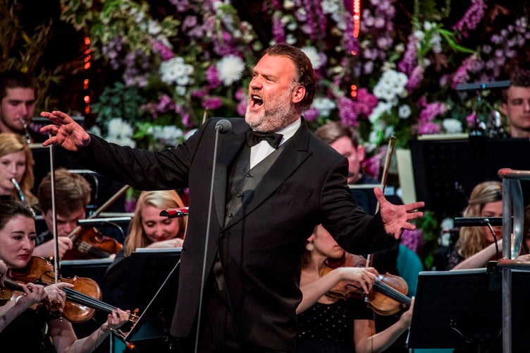 Gwynedd opera star Sir Bryn Terfel
