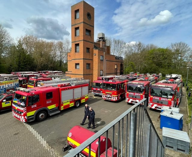 Mid and West Wales fire teams to join convoy to Ukraine