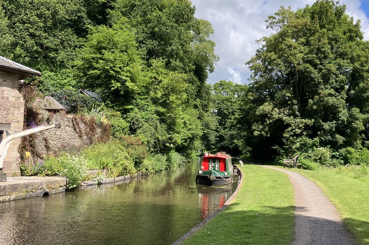 Llanfoist Mon & Brec Canal