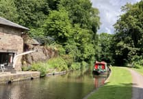Canal charity urges people to enjoy waterways safely during warm weather