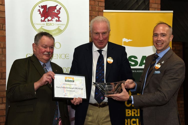 Mr Harry Featherstonhaugh OBE, FRAgS being presented with the ASAO Lifetime Achievement Award by ASAO Secretary, Paul Hooper and RWAS CEO, Aled Rhys Jones