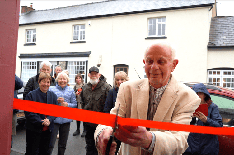 Radnor Arms pub is now open